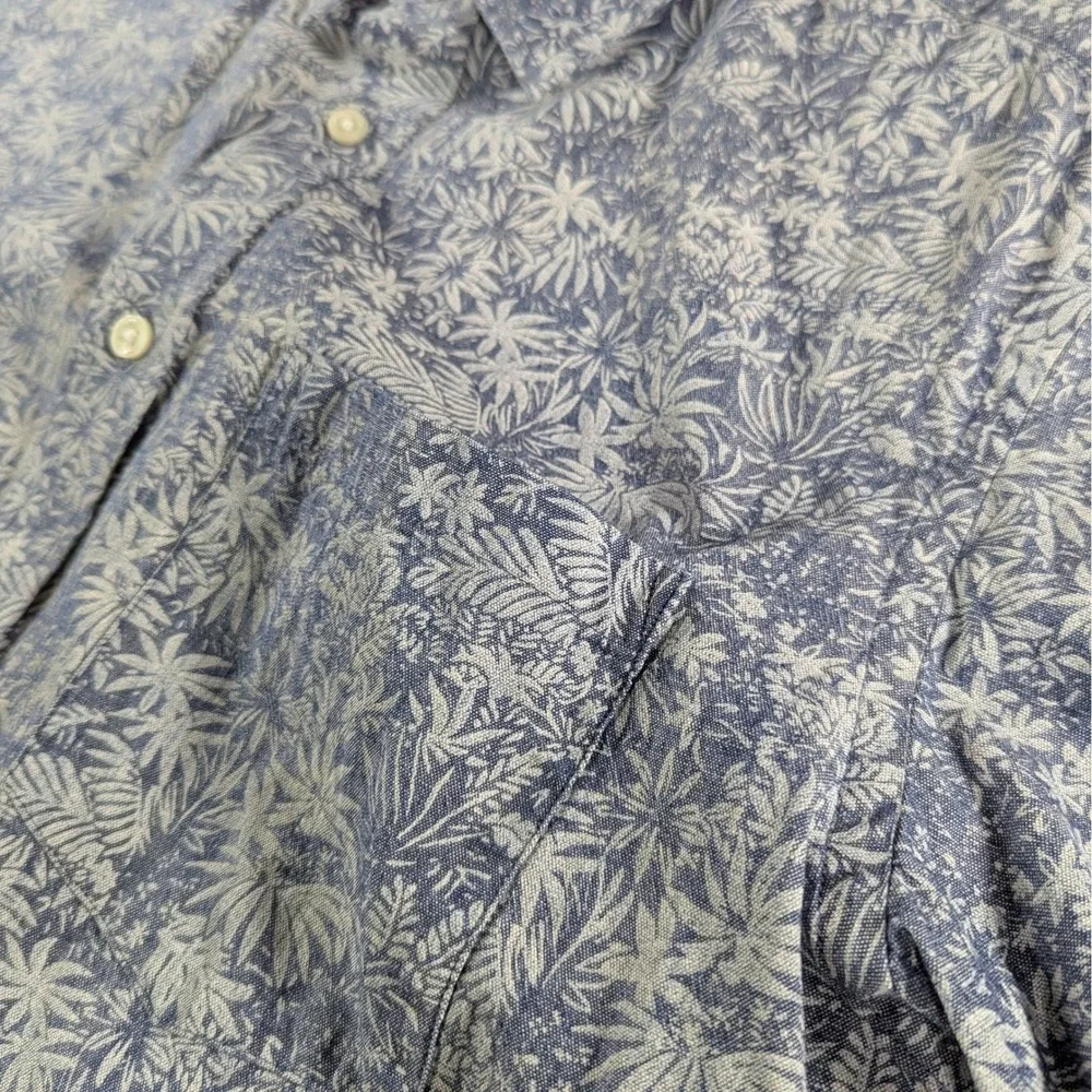 Banana Republic **brand **